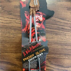 Loot crate A Nightmare on Elm Street Freddy Glove Chopsticks